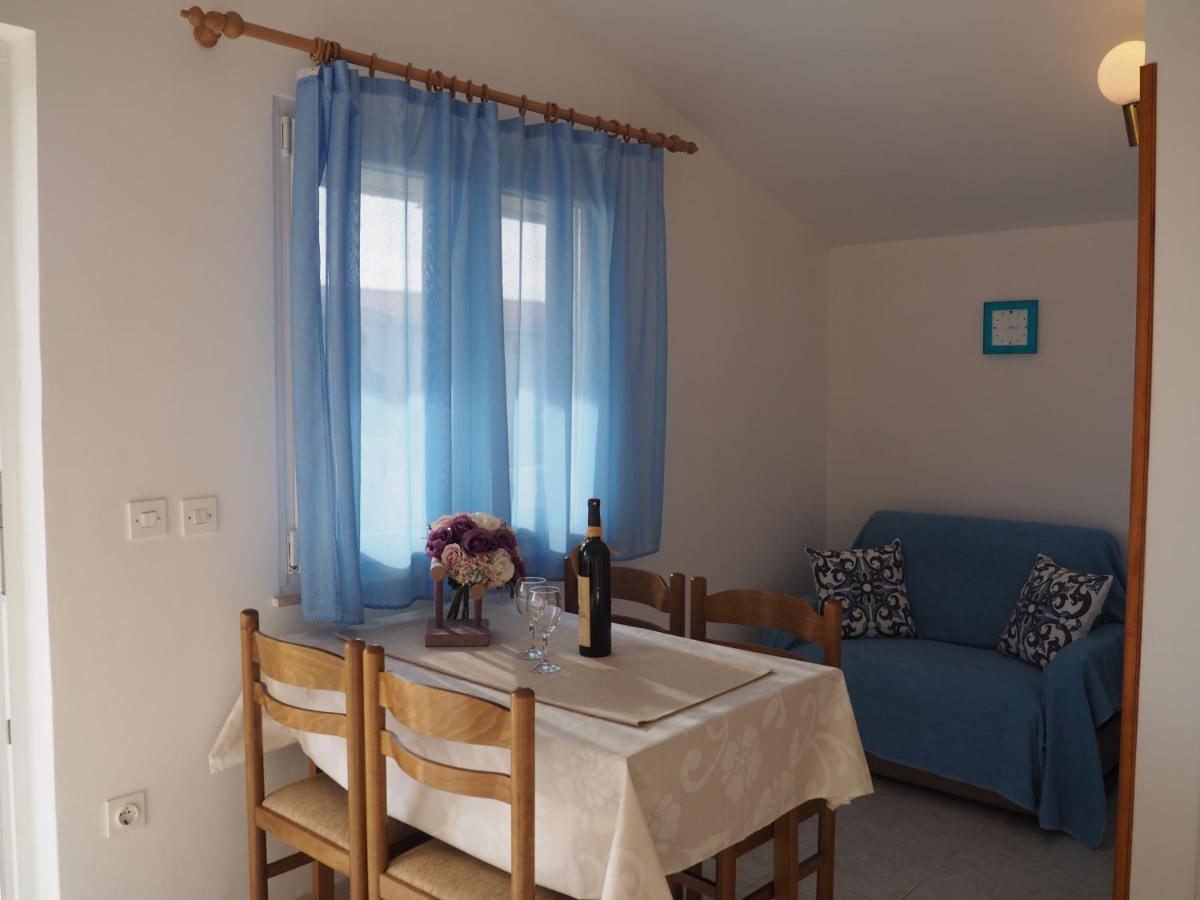 Apartments By The Sea Sevid, Trogir - 11505 ภายนอก รูปภาพ